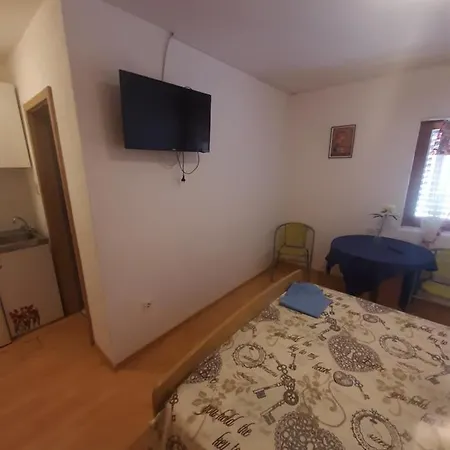 Milunovic * Makarska