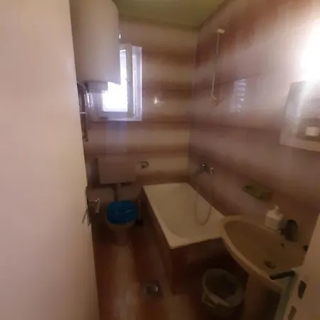 Milunovic Apartment *